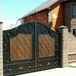 რკინის ჭიშკარი K383