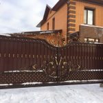 რკინის ჭიშკარი K382